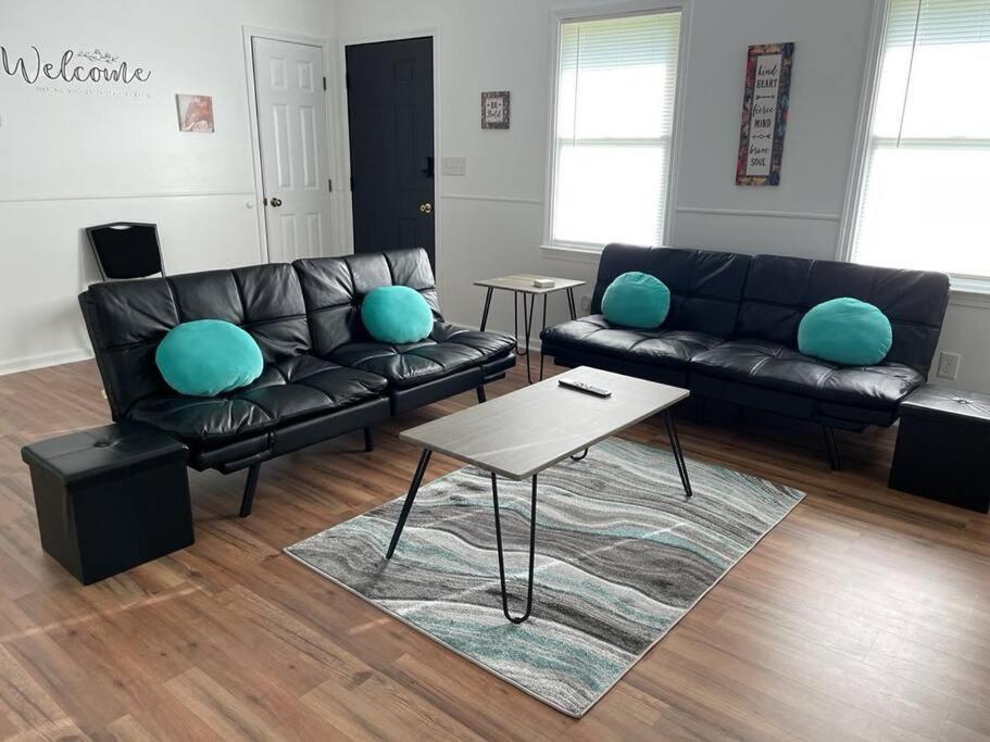 Modern Home Steps To Historic Downtown ソールズベリー エクステリア 写真